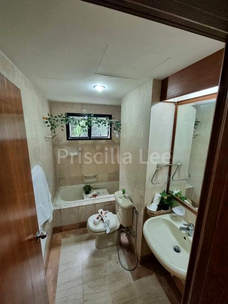 Room (Condo) for Rent in  Harbourlights - Image 4