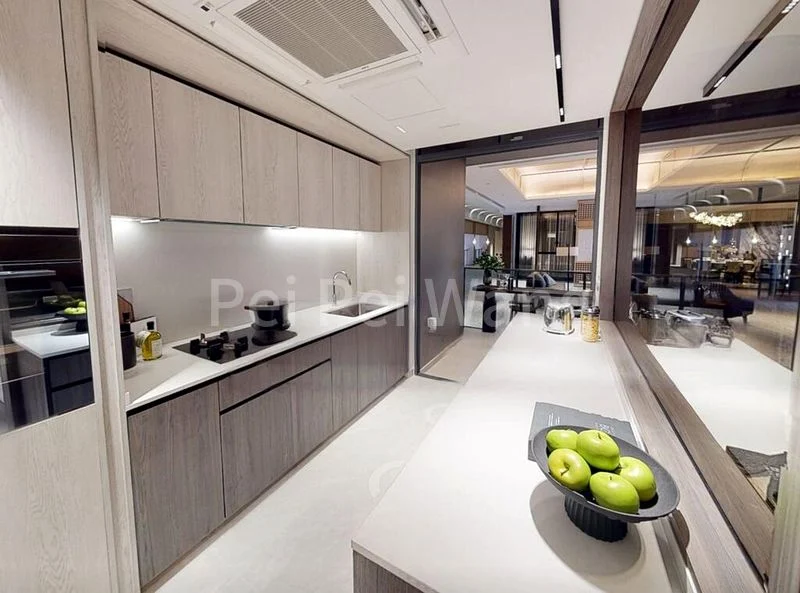 3 Bed Condo for Sale in  The Continuum - Image 9