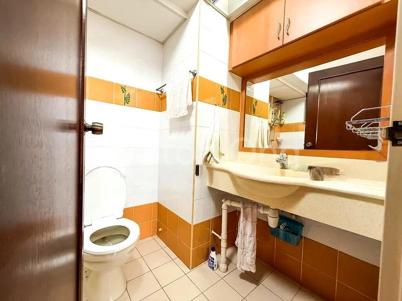 Premium HDB for Rent in 403D Fernvale Lane - Image 6