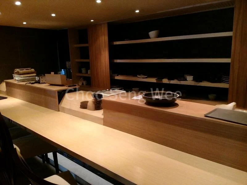 Food & Beverage for Rent: Prime East Coast Ground Floor Shop - Image 1