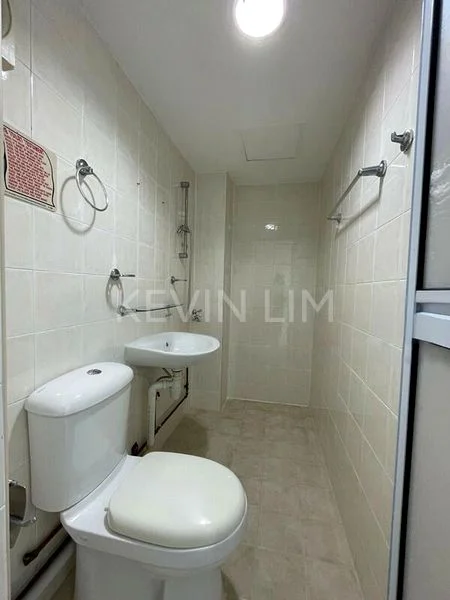 Office for Rent: Textile Centre - Image 3