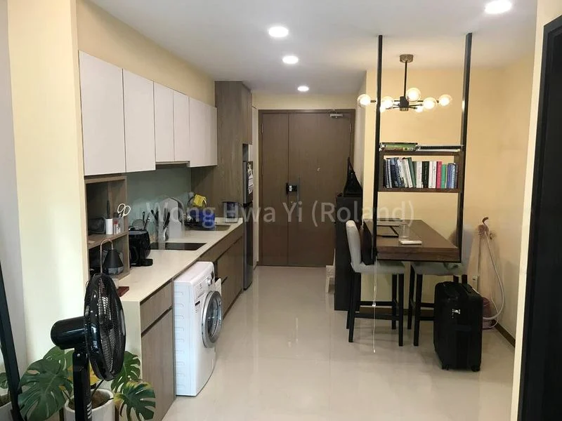 1 Bed Condo for Rent in  Kingsford Waterbay - Image 2