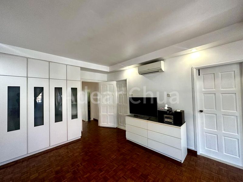 4 Bed Terraced House (Landed) for Sale in  Gerald Residence - Image 3