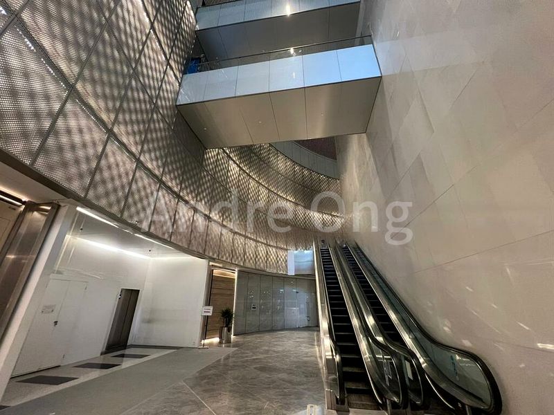 Office for Rent: Singapore Land Tower - Image 3