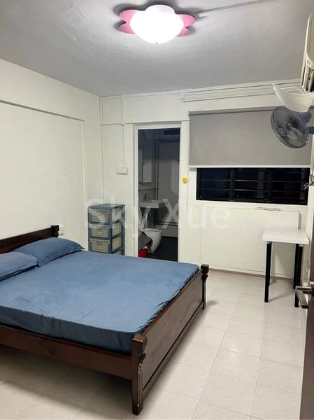 Common Room (HDB) for Rent in  456 Tampines Street 42 - Image 1