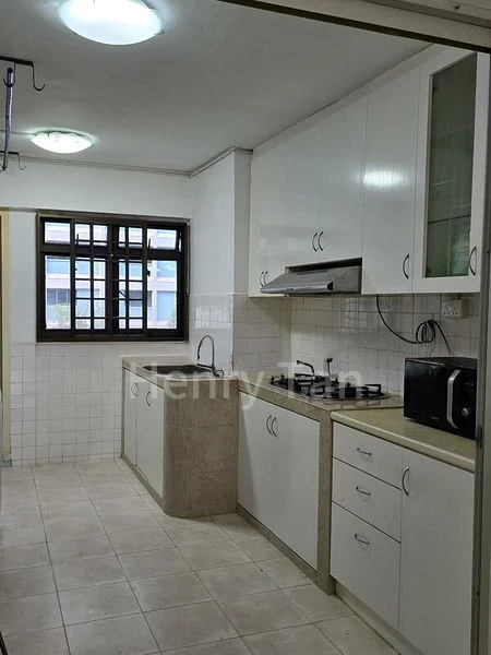 3 Room (3NG) HDB for Rent in  348 Ang Mo Kio Avenue 3 - Image 9