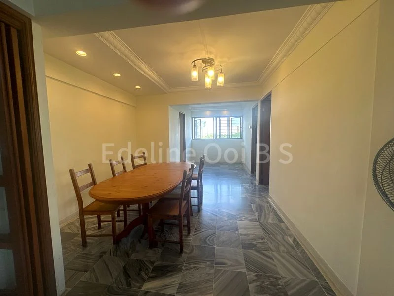 5 Room (5I) HDB for Rent in  355 Clementi Avenue 2 - Image 4