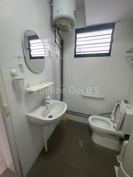 5 Room (5I) HDB for Rent in  355 Clementi Avenue 2 - Image 7
