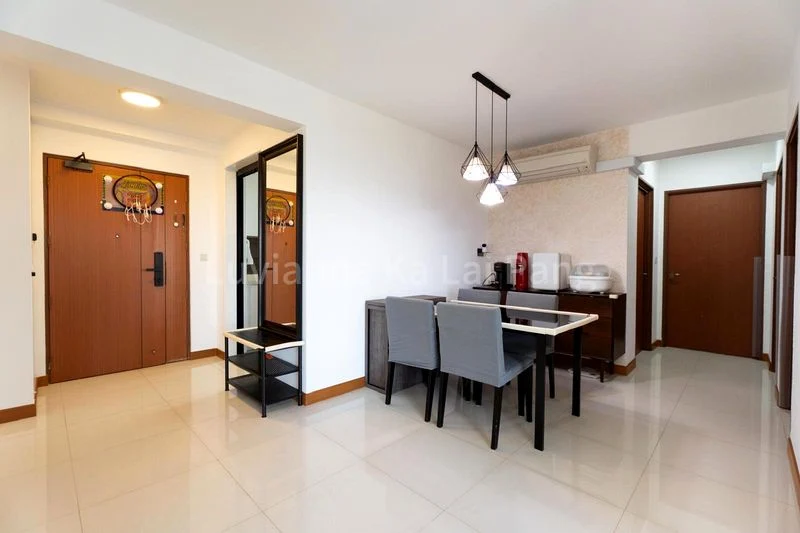 4 Room (4A) HDB for Sale in 31 Ghim Moh Link - Image 3