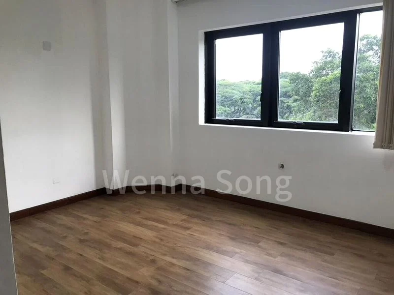 2 Bed Condo for Rent in  Bayshore Park - Image 5