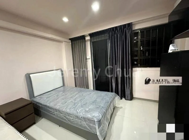 Room (HDB) for Rent in  273 Tampines Street 22 - Image 1