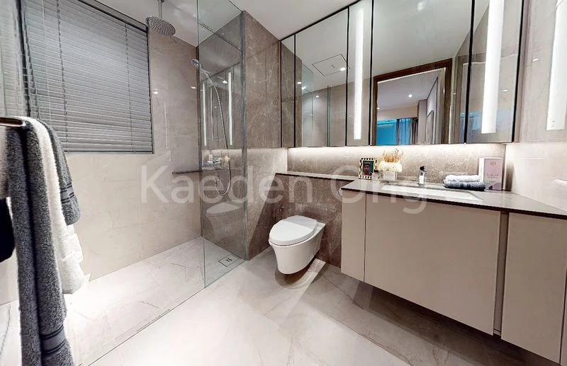 5 Bed Apartment (Condo) for Sale in Grand Dunman - Image 4