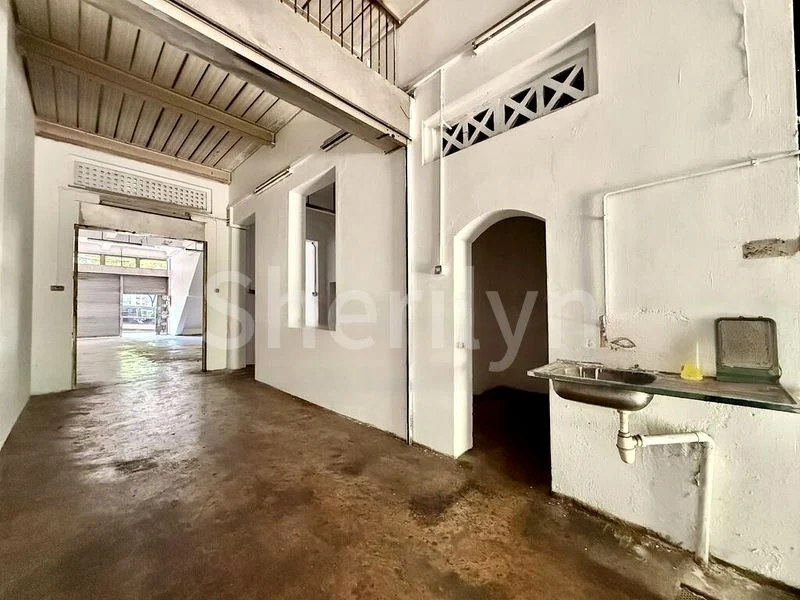 Shop / Shophouse for Rent: 138-142 Jalan Besar - Image 3
