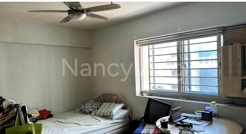 5 Room (5I) HDB for Sale in  555 Jurong West Street 42 - Image 6