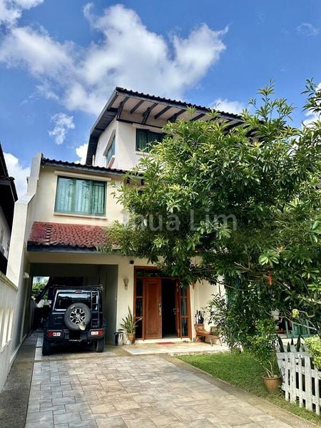 6 Bed Bungalow (Landed) for Sale in  134 Watten Estate - Image 1