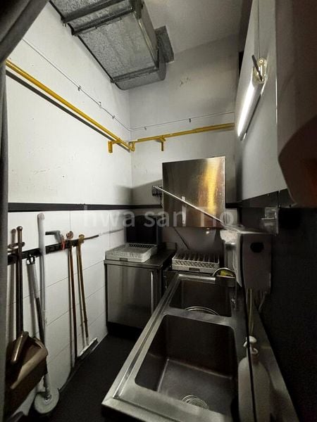 Food & Beverage for Rent: ❤️ F&B  renovated  exhaust  grease trap  gas  high ceilings @ Lavender - Image 10