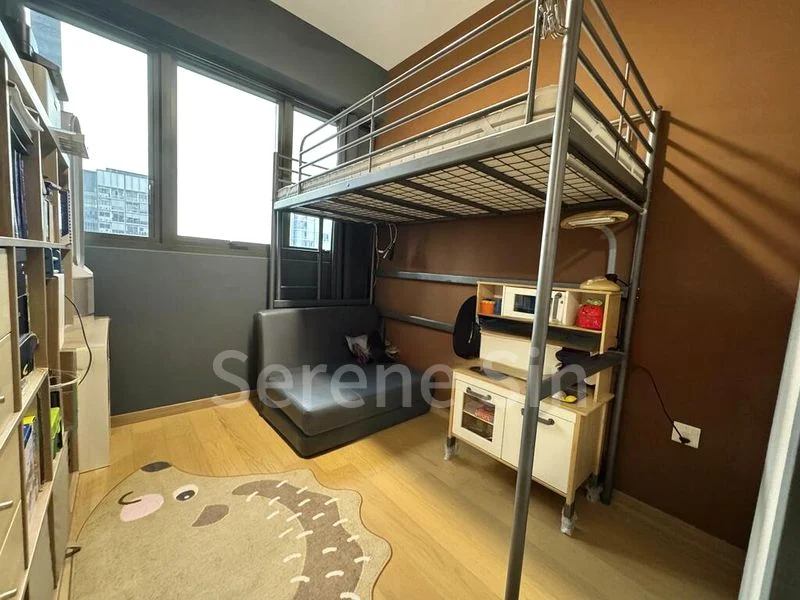 2 Bed Condo for Sale in  Midwood - Image 3