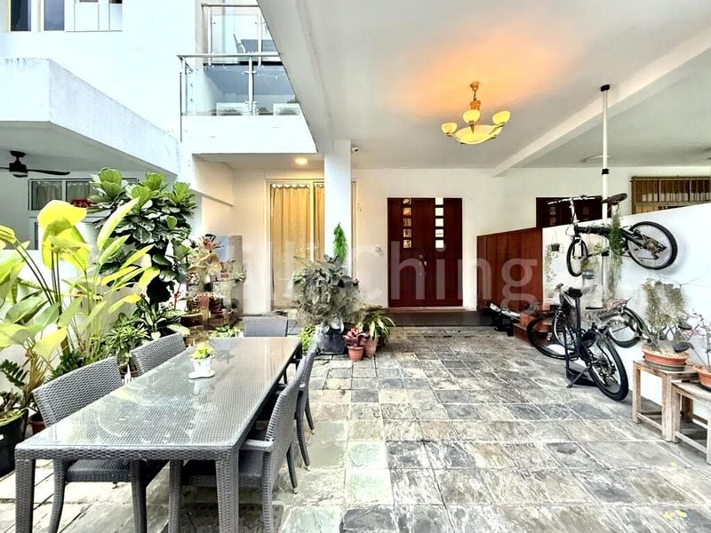 5 Bed Terraced House (Landed) for Sale around  Kovan Road - Image 1