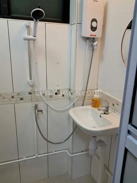 Room (HDB) for Rent in  417 Jurong West Street 42 - Image 5