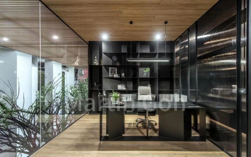 10 Bed Bungalow (Landed) for Sale in  College Green - Image 1