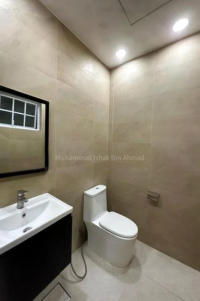 4 Bed Terraced House (Landed) for Sale in  Opera Estate - Image 6