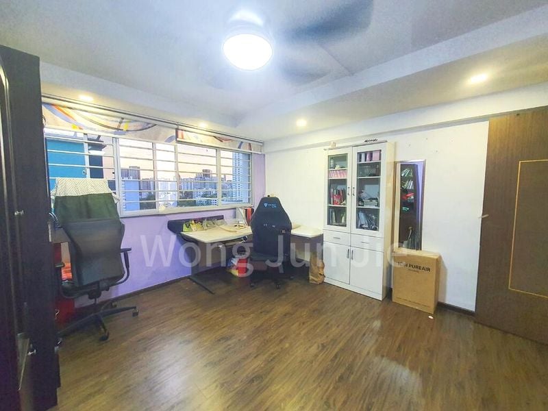 5 Room (5I) HDB for Rent in  30 Jalan Bahagia - Image 7
