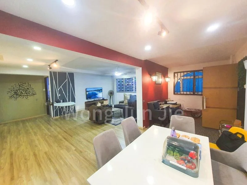 5 Room (5I) HDB for Rent in  30 Jalan Bahagia - Image 15