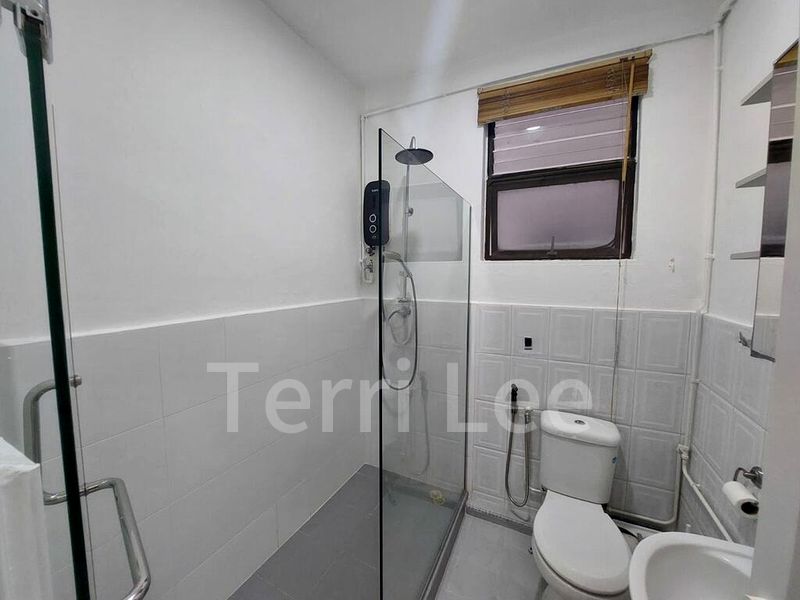 2 Bed Apartment (Condo) for Rent in  Kim Sia Court - Image 4