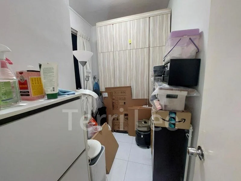 2 Bed Apartment (Condo) for Rent in  Kim Sia Court - Image 6