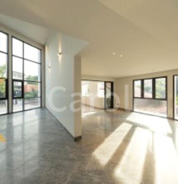 5 Bed Bungalow (Landed) for Sale in  Strathmore Avenue - Image 3