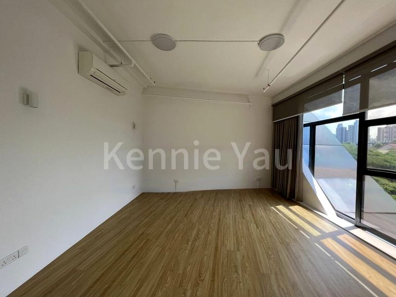 Light Industrial (B1) for Sale: Apex @ Henderson - Image 5