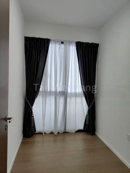 3 Bed Condo for Rent in  Parc Esta - Image 7