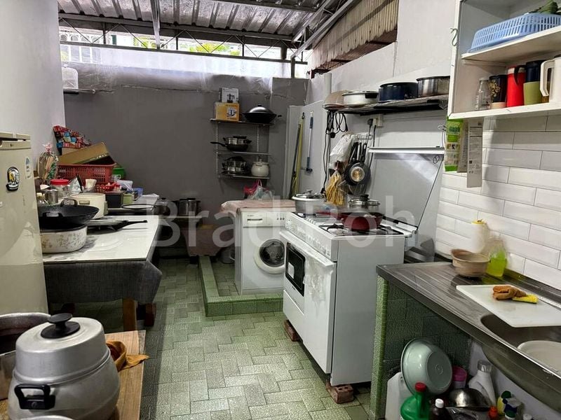 6 Bed Semi-Detached House (Landed) for Sale in Dunearn Estate - Image 10