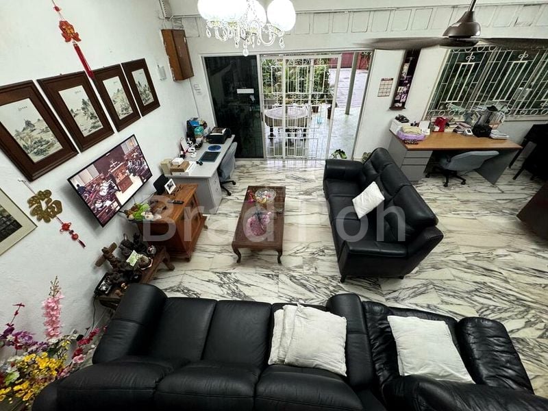 6 Bed Semi-Detached House (Landed) for Sale in Dunearn Estate - Image 2