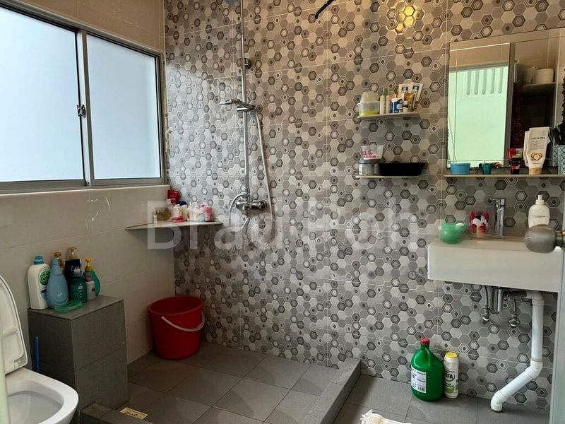 6 Bed Semi-Detached House (Landed) for Sale in Dunearn Estate - Image 3