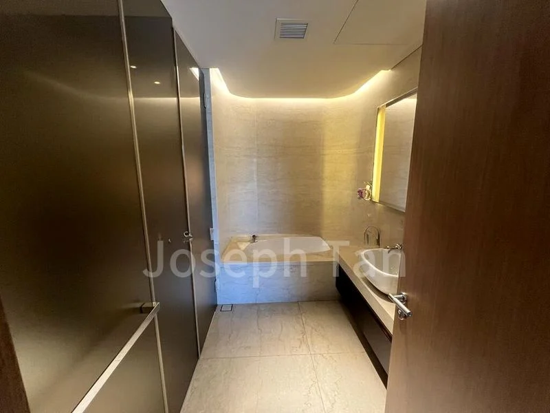 4 Bed Condo for Rent in  3 Orchard By-The-Park - Image 7