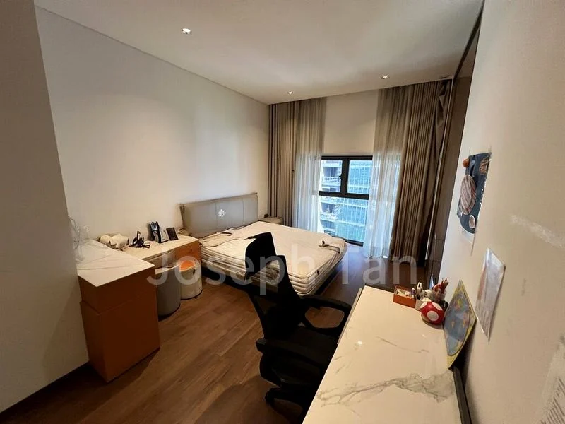 4 Bed Condo for Rent in  3 Orchard By-The-Park - Image 6