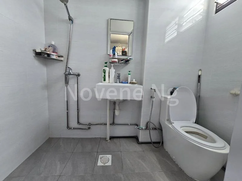 4 Room (4NG) HDB for Rent in 242 Bukit Panjang Ring Road - Image 4
