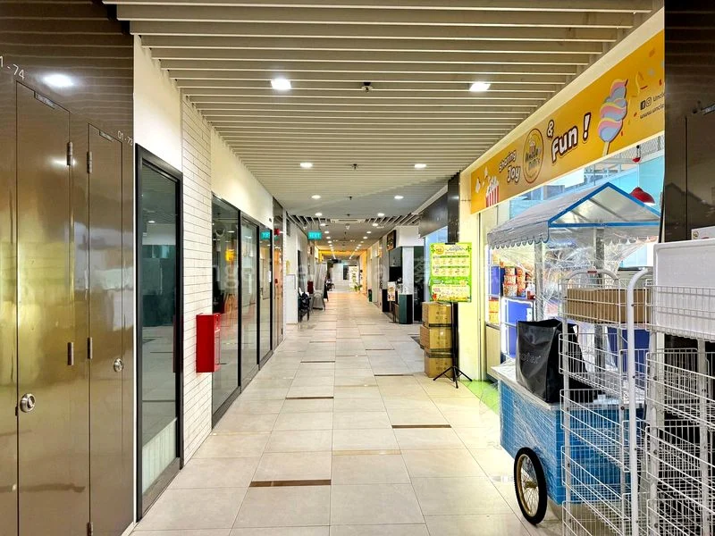 Shop / Shophouse for Sale in  Newest - Image 3