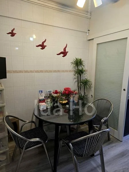 Common Room (HDB) for Rent in 118 Clementi Street 13 - Image 3