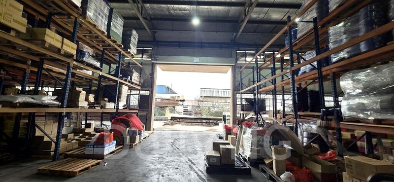 Factory / Workshop (B2) for Sale: 29-Year Long Lease. Multiple Warehouse and Factory Entrances. - Image 3