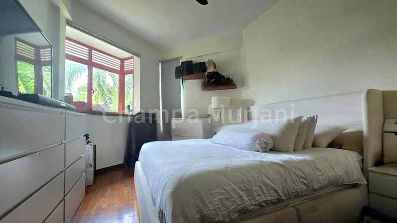 3 Bed Condo for Rent in  The Edgewater - Image 4
