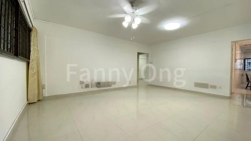 4 Room (4A) HDB for Rent in  324 Hougang Avenue 5 - Image 11