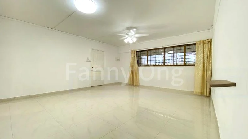 4 Room (4A) HDB for Rent in  324 Hougang Avenue 5 - Image 1