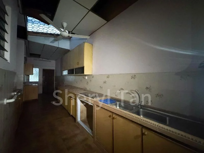 4 Bed Semi-Detached House (Landed) for Rent in  Serangoon Garden Estate - Image 1