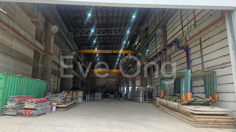 Factory / Workshop (B2) for Rent: 4 x Overhead Crane / 12m High Ceiling / High Power - Image 1
