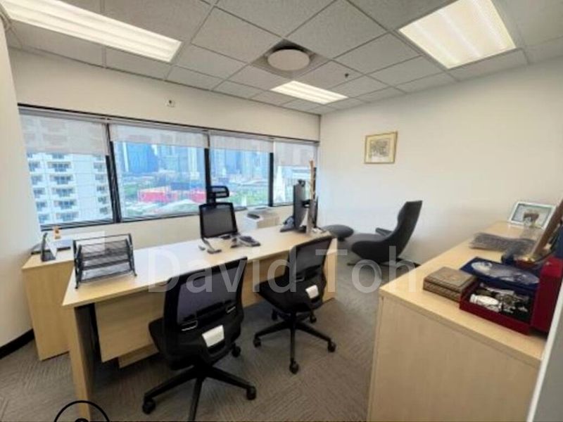 Office for Rent: High-Quality Fitted Office, City Hall - Image 5