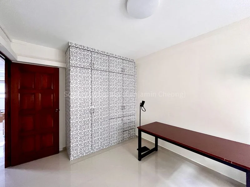 3 Room HDB for Rent in  221 Tampines Street 24 - Image 7
