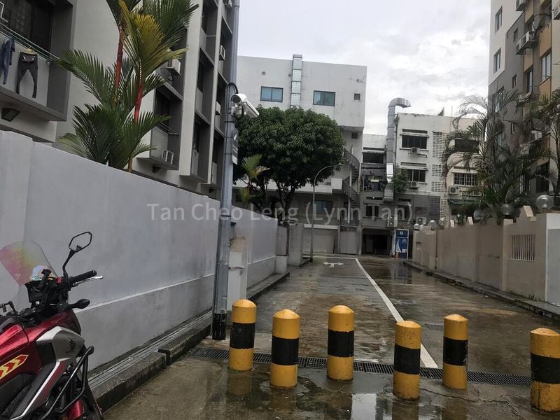 Office for Sale: Freehold, 7-storey building with lift. - Image 6