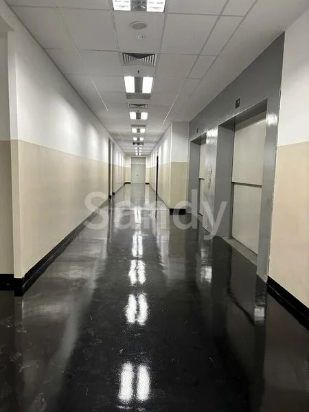 Light Industrial (B1) for Rent: Jurong Hi-Spec Office Space - Image 1